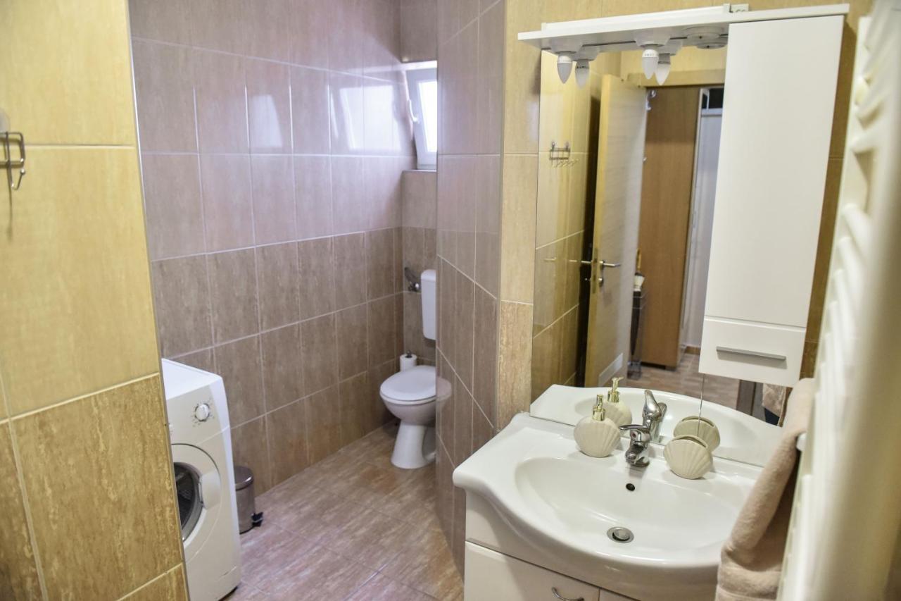 Dora Apartment Dakovo Exterior photo